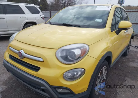 2016 Fiat 500X Trekking z USA, uszkodzony, nr VIN ZFBCFXCT7GP358162